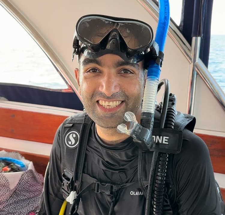 Kush Jawahar , Father, 40+ dives , 