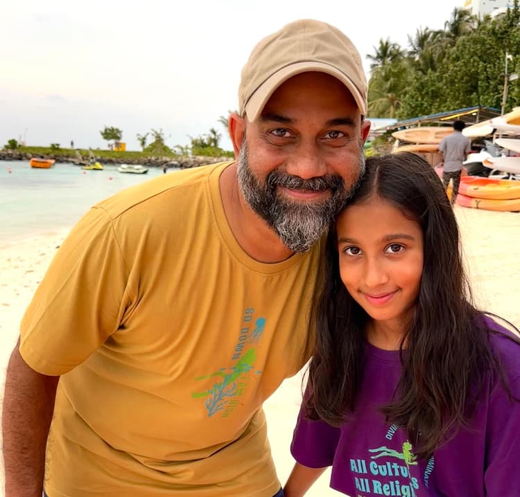 Samar Salvi, Father, 50 dives